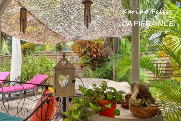 SAINTE ANNE à vendre - charmante villa créole T5, proche plage