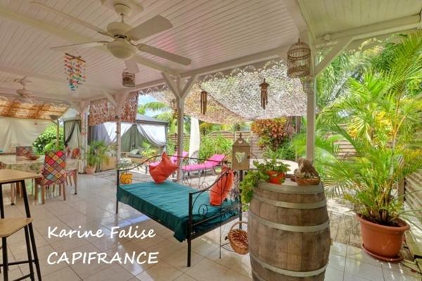 SAINTE ANNE à vendre - charmante villa créole T5, proche plage