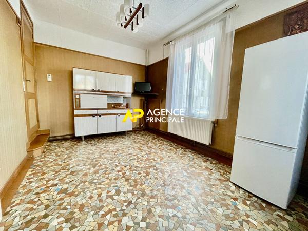 Argenteuil - Maison 4 pièces 2 chambres avec jardin et accès voitures €234 500 ** - Référence 4485