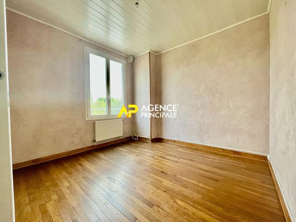 Argenteuil - Maison 4 pièces 2 chambres avec jardin et accès voitures €234 500 ** - Référence 4485