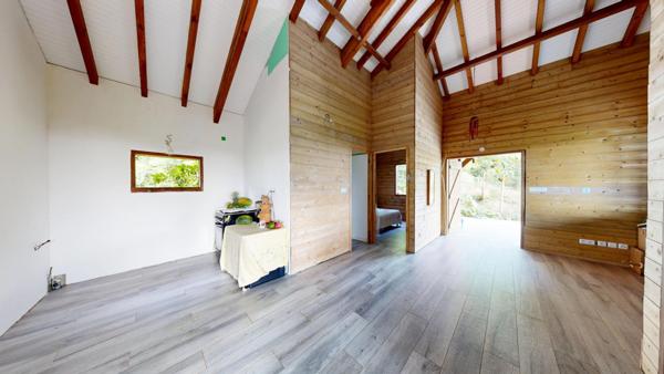 Maison à terminer, fort potentiel, 4 chambres,3SDB