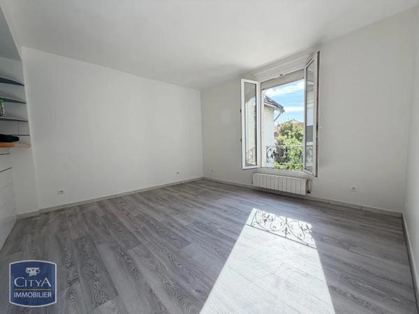Appartement à louer 2 pièces 41.22m² Maisons-Alfort (94700)