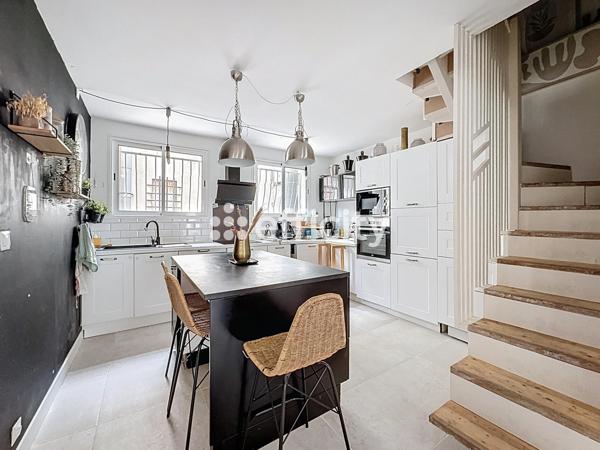 Maison 6 pièces - 146 m² Exclusivité efficity