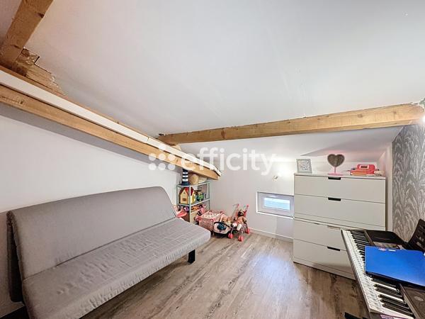 Maison 6 pièces - 146 m² Exclusivité efficity