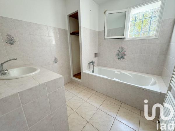 Maison à vendre 9 pièces 222 m² Ollioules