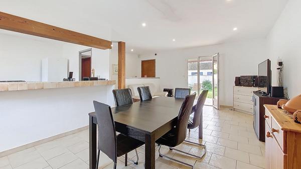 Maison à vendre à Carpentras - 4 pièces avec jardin et garage