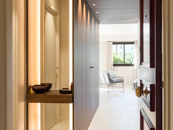 Superbe trois pièces avec terrasse et piscine