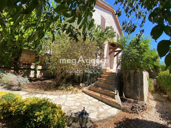 Maison à TOULON, 83100 - 3 pièces 75m²