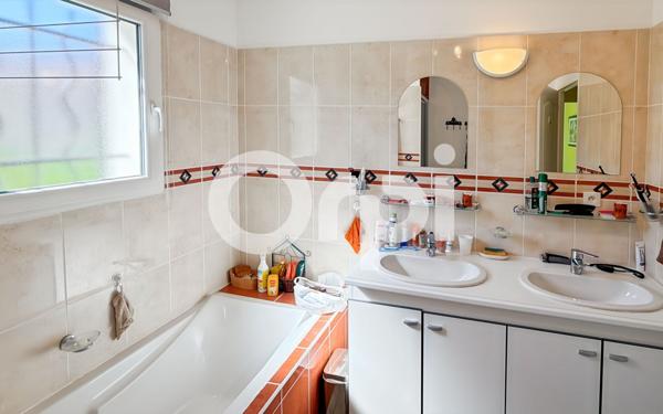 Maison à vendre    4 pièces • 98 m2 Ruoms