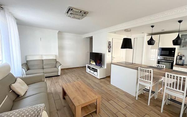 Appartement à vendre    3 pièces • 70 m2 Marseille 13
