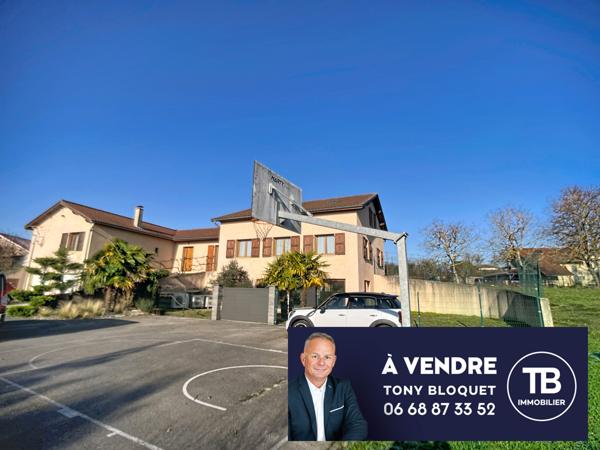 Saint-Hilaire-de-Brens (38460) ST HILAIRE DE BRENS - 2 VILLAS AVEC PISCINE INTERIEURE