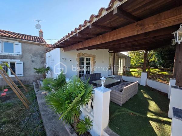 Maison en pierre de 188,51 m²