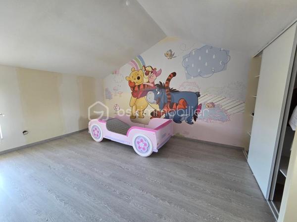 Maison en pierre de 188,51 m²