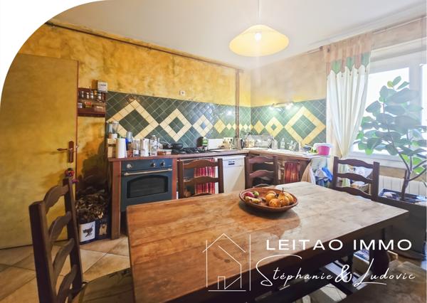 Saint-Paul-Cap-de-Joux (81220) Maison de village Saint Paul Cap de Joux