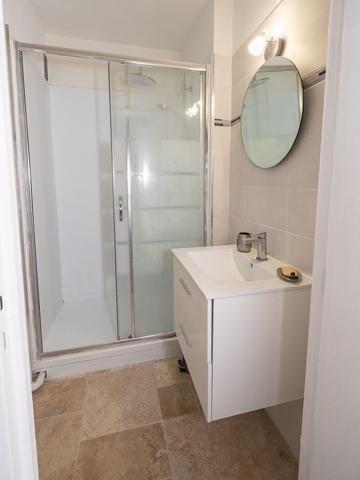Appartement
         3 pièces
        - 64 m² Exclusivité 94 900 €*