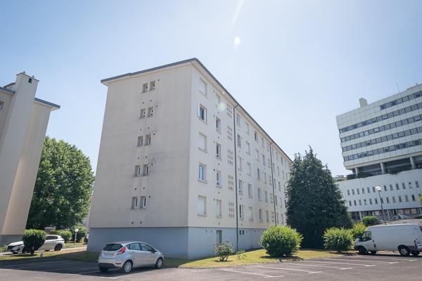 Appartement
         3 pièces
        - 64 m² Exclusivité 94 900 €*
