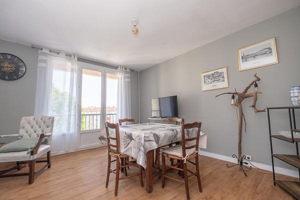 Appartement
         3 pièces
        - 64 m² Exclusivité 94 900 €*