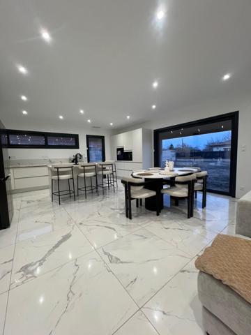 Maison neuve et moderne 4 chambres