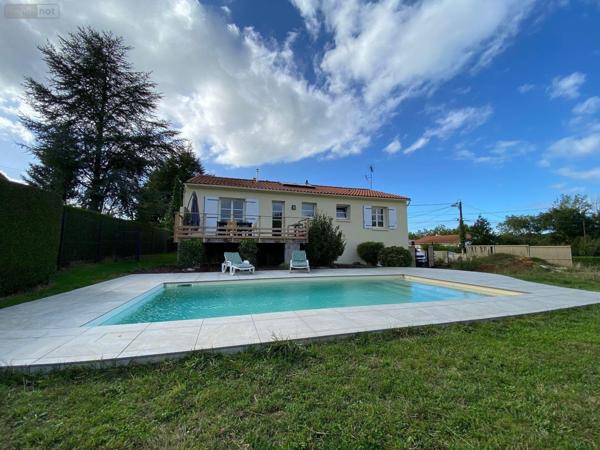 Maison à vendre à Les Herbiers en Vendée (85500), ref : 85013-1090044