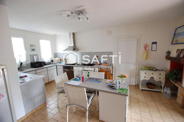 Pavillon de charme à Jonzac, 138 m² habitables