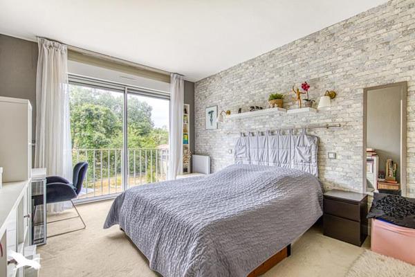 Maison à vendre 599 500 € Saint-Jean-d'Illac 6 p 186 m² DPE C