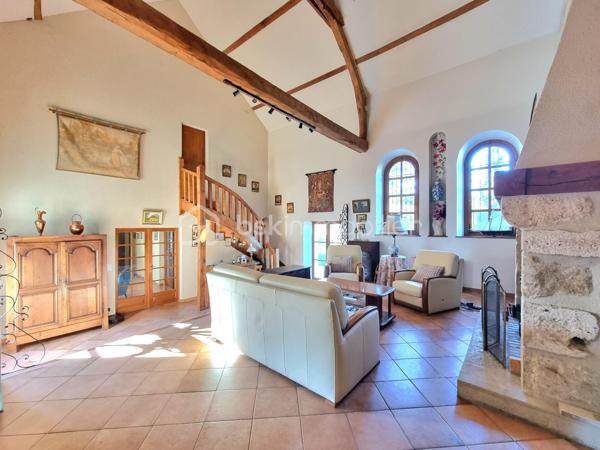 Maison en pierre de 173 m²