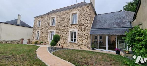 CUILLE - Centre ville - Maison de caractère avec dépendances et terrain