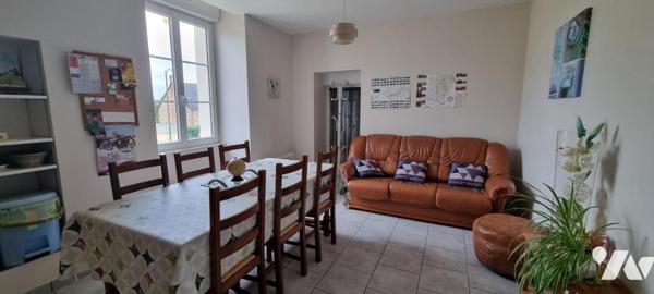 CUILLE - Centre ville - Maison de caractère avec dépendances et terrain