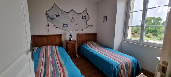 CUILLE - Centre ville - Maison de caractère avec dépendances et terrain