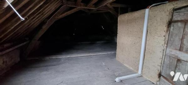 CUILLE - Centre ville - Maison de caractère avec dépendances et terrain