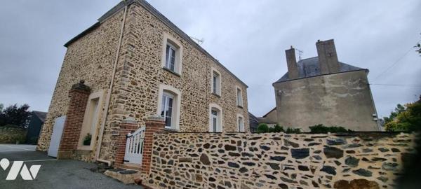 CUILLE - Centre ville - Maison de caractère avec dépendances et terrain