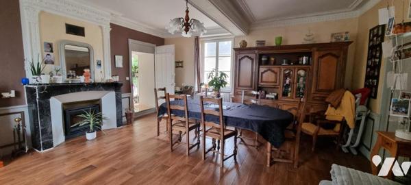 CUILLE - Centre ville - Maison de caractère avec dépendances et terrain