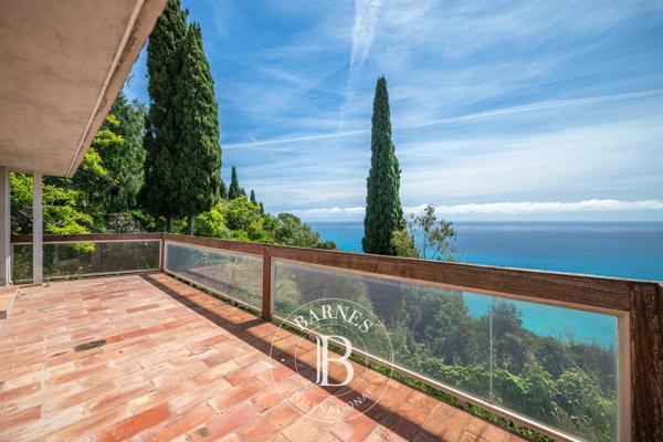 Roquebrune-Cap-Martin, Villa 4 Chambres -  300 m² à vendre
