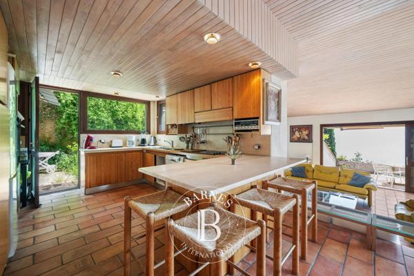 Roquebrune-Cap-Martin, Villa 4 Chambres -  300 m² à vendre