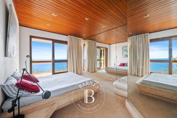 Roquebrune-Cap-Martin, Villa 4 Chambres -  300 m² à vendre