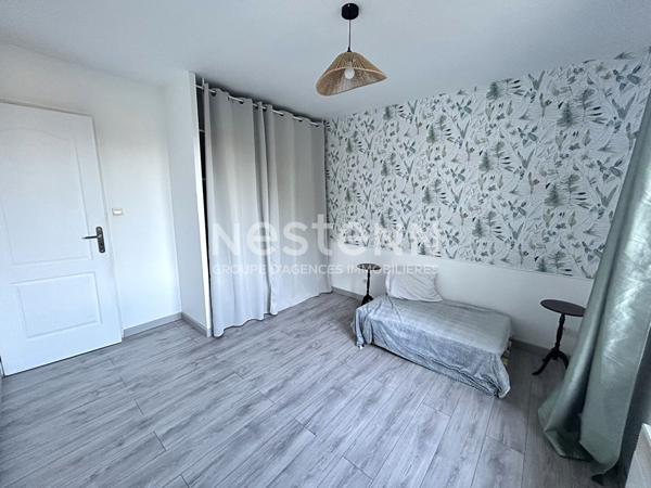 CHABRIS : MAISON DE PLAIN-PIED 5 CHAMBRES ENVIRONNEMENT CALME PROCHE COMMERCES (INDRE 36)