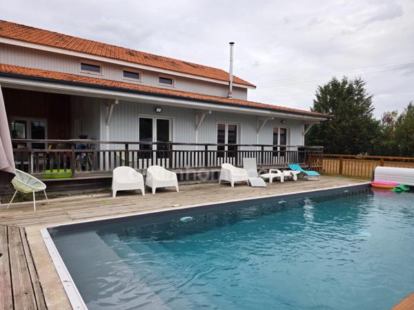 Maison familiale 220 m² – DPE B – Piscine – Grand garage – Plus de 6 300 m² de terrain – Le Fleix