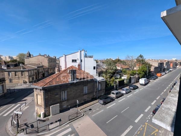 Appartement à louer meublé - Bail Mobilité - 3 pièces BORDEAUX (33)