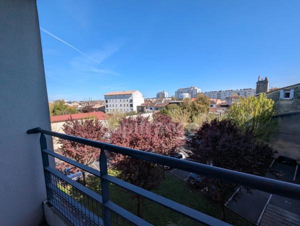 Appartement à louer meublé - Bail Mobilité - 3 pièces BORDEAUX (33)