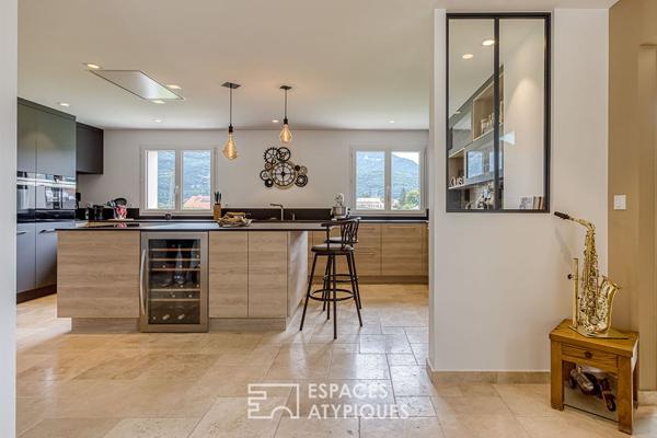 Appartement rénové dans une maison de ville proche du lac