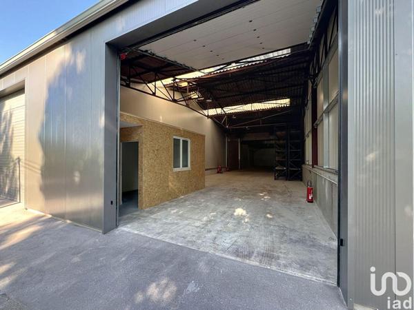 Location atelier 250 m² Brie-Comte-Robert