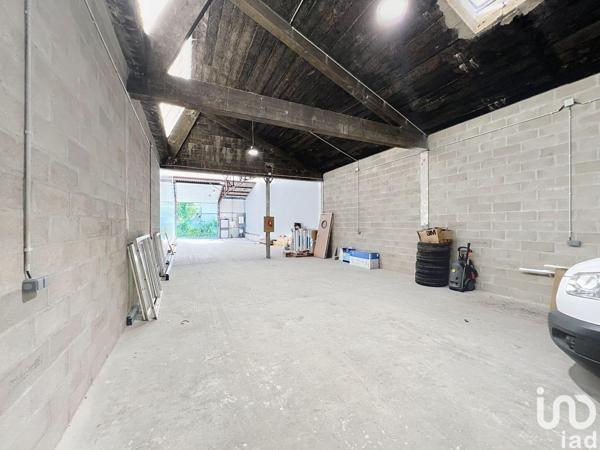 Location atelier 250 m² Brie-Comte-Robert