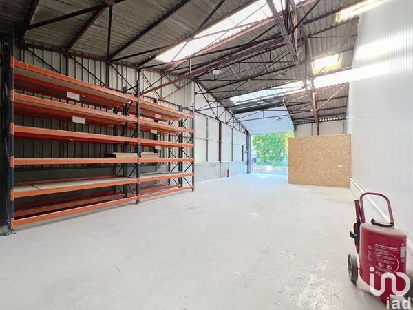 Location atelier 250 m² Brie-Comte-Robert