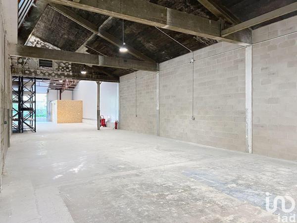 Location atelier 250 m² Brie-Comte-Robert