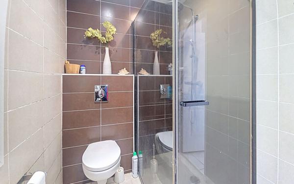 Appartement à vendre    4 pièces • 100 m2 Nice