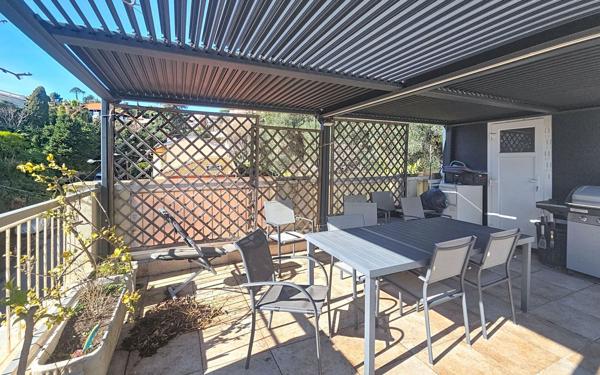 Appartement à vendre    4 pièces • 100 m2 Nice