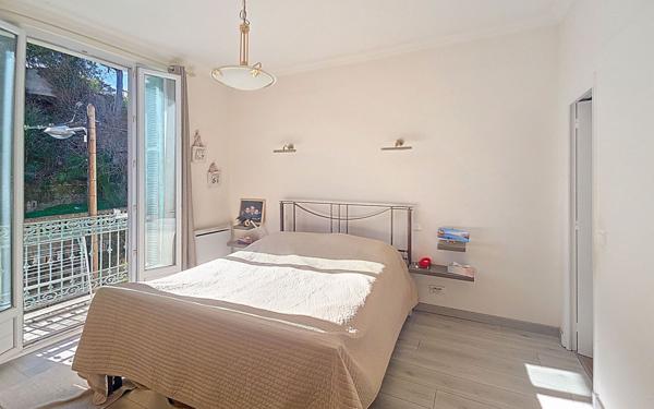 Appartement à vendre    4 pièces • 100 m2 Nice