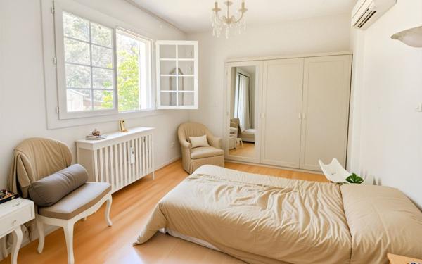 Maison à vendre    5 pièces • 147 m2 Le Revest-les-Eaux