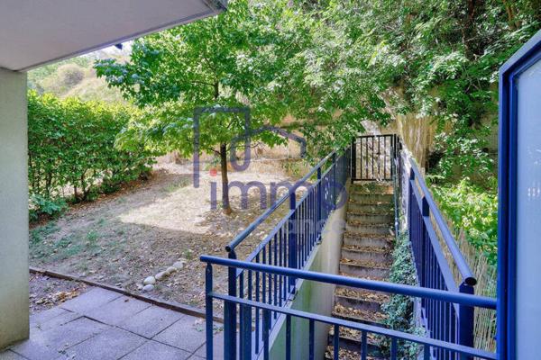 Appartement 2 pièces                                        - 69300 Caluire-et-Cuire Réf : 21642
