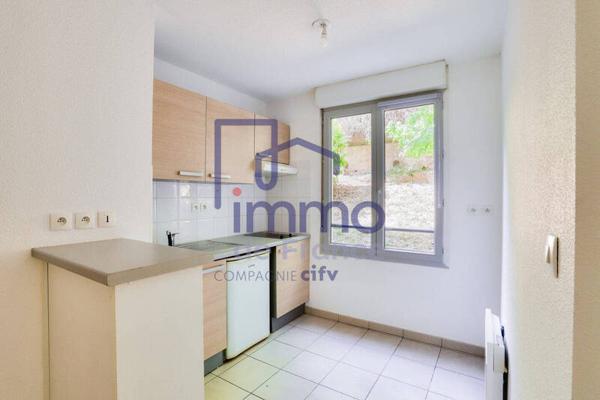 Appartement 2 pièces                                        - 69300 Caluire-et-Cuire Réf : 21642